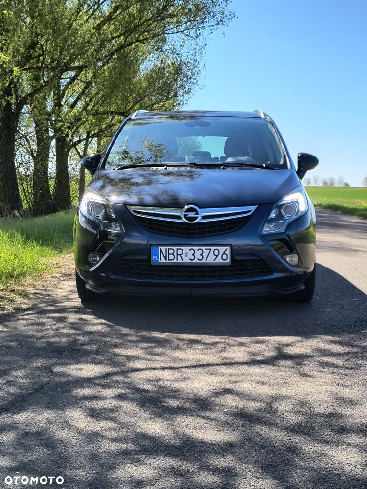 Opel Zafira - 2