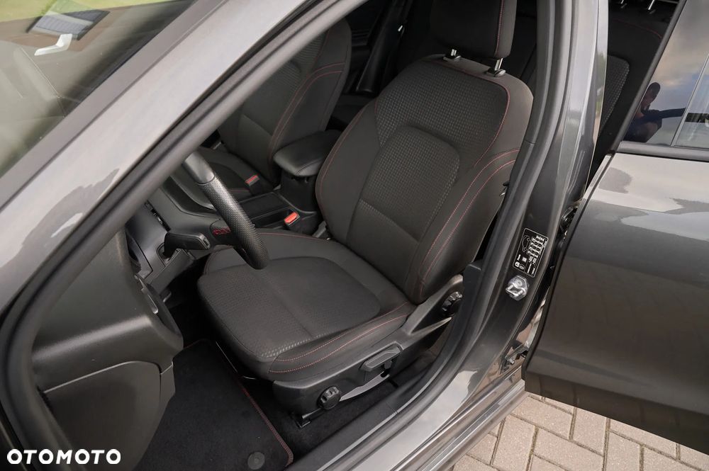 Ford Focus 1.5 EcoBlue S&S ST-LINE X - 27