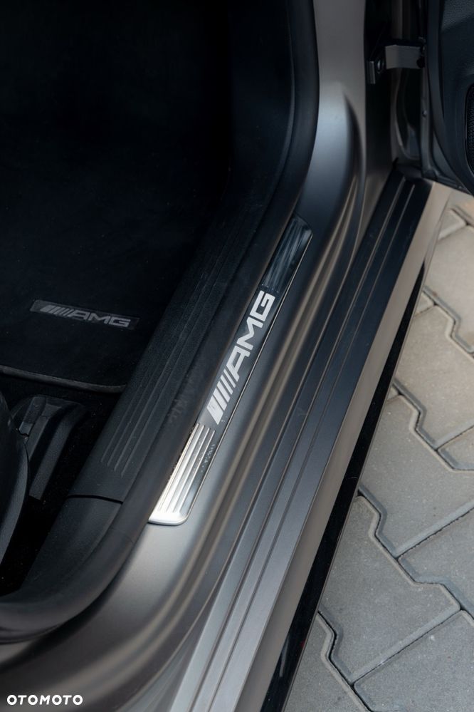 Mercedes-Benz CLA AMG 35 4-Matic 7G-DCT - 28