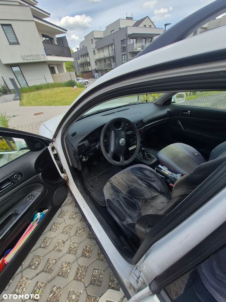 Volkswagen Passat 1.9 TDI - 3