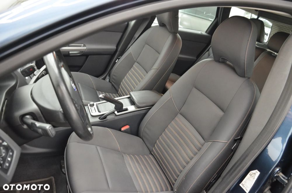 Volvo V50 1.6D DPF DRIVe - 12