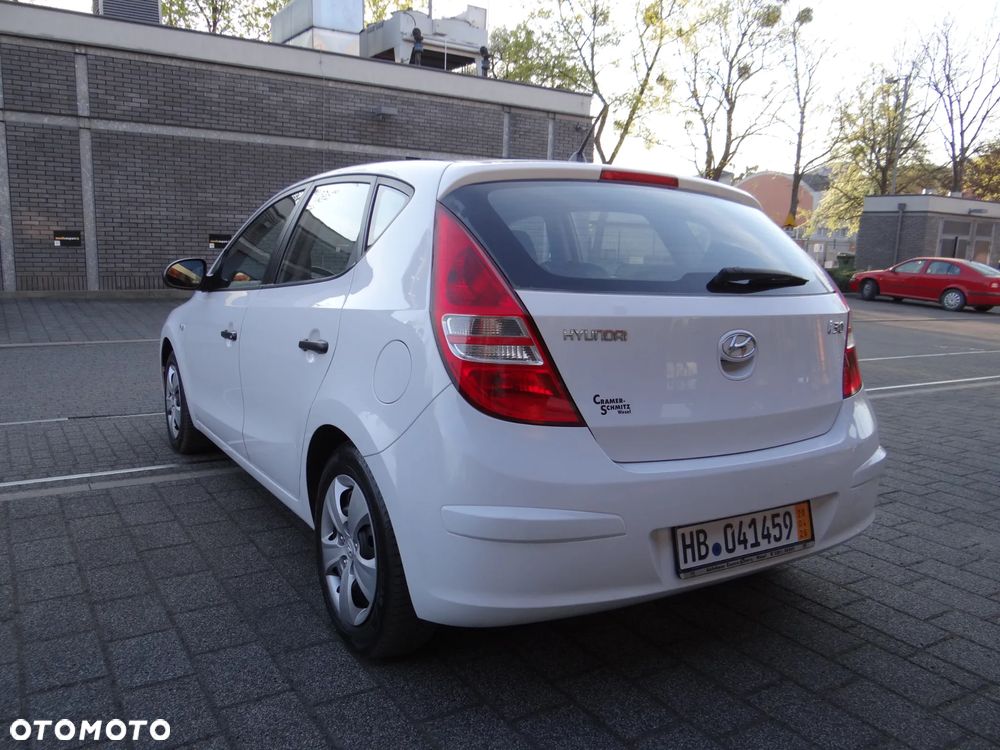 Hyundai i30 1.4 Classic - 8