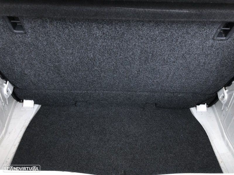 VW Up! 1.0 BlueMotion Move - 17