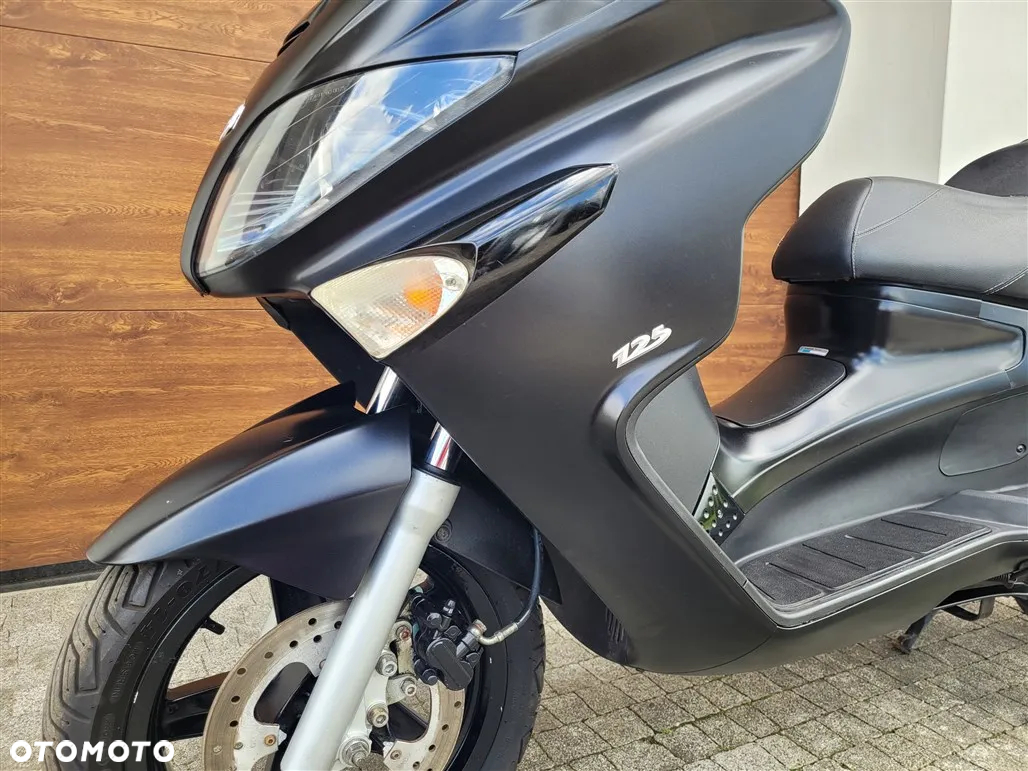 Piaggio Xevo - 5