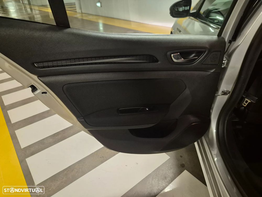 Renault Mégane - 33