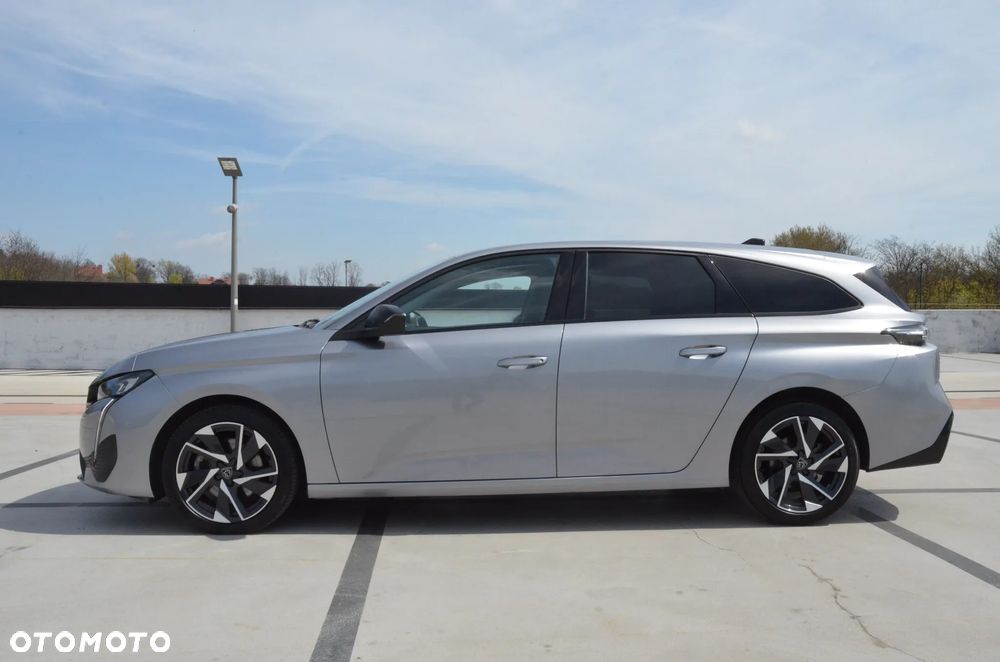 Peugeot 308 BlueHDi 130 EAT8 Allure - 13