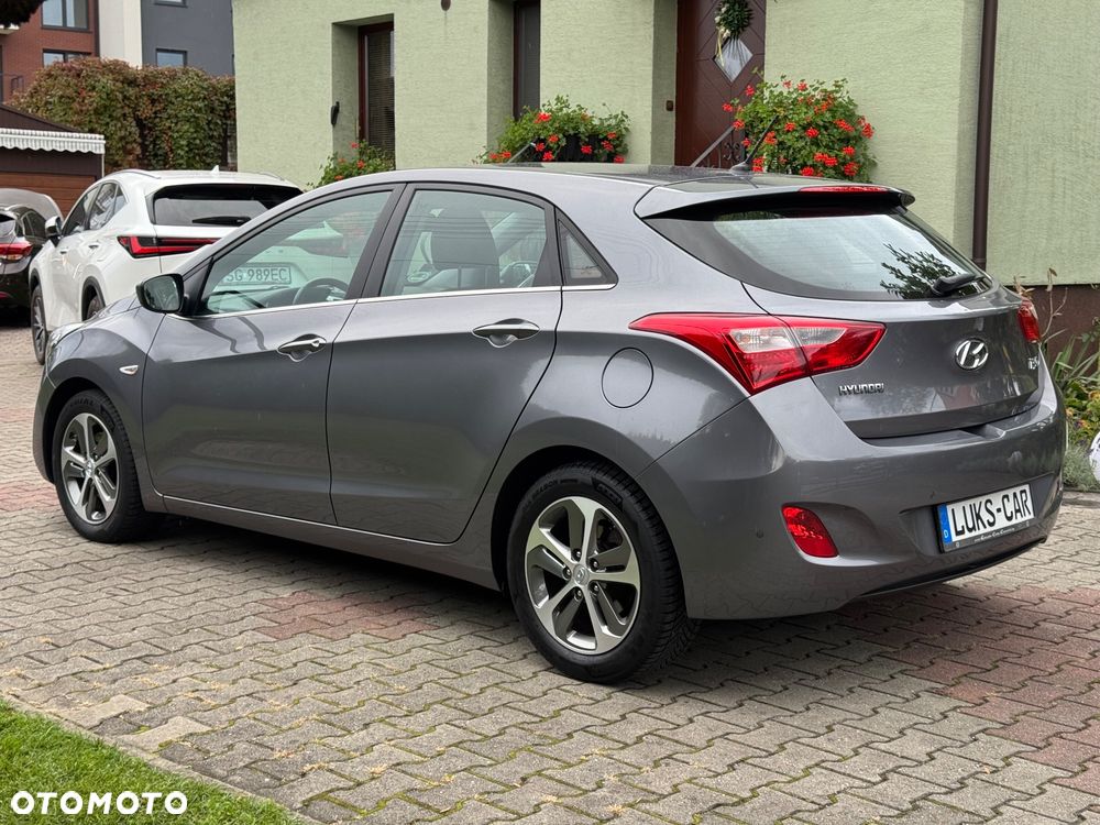 Hyundai i30 1.4 Passion - 39
