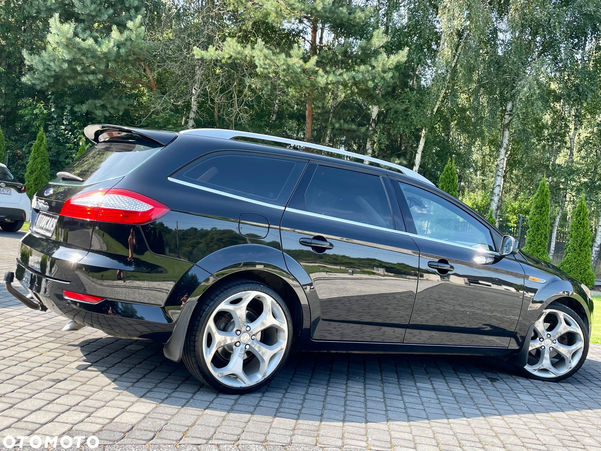 Ford Mondeo 2.5 Titanium - 18