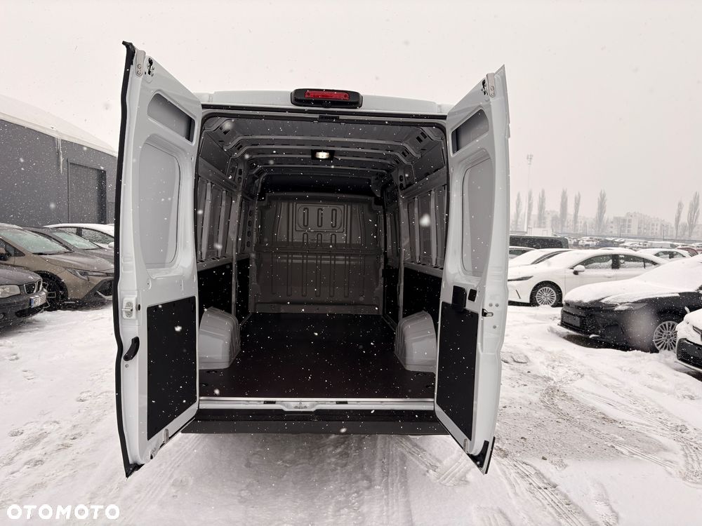 Toyota Proace MAX - 26