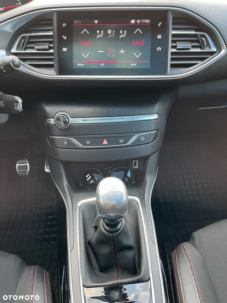 Peugeot 308 - 11