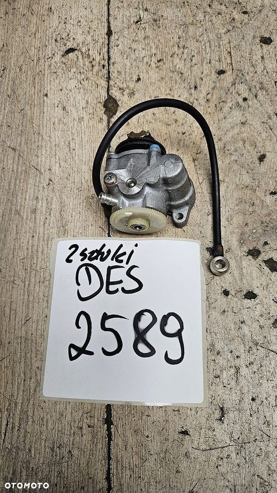Oryginalna Pompa Oleju Dozownik Yamaha DT 125 TZR 125 RT 180 - 1