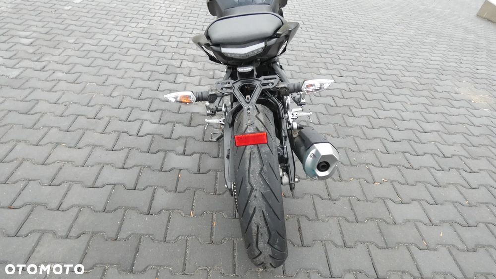 Yamaha MT - 9