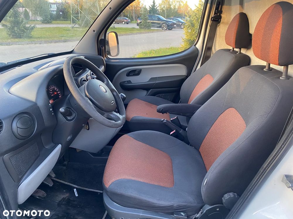 Fiat Doblo - 17