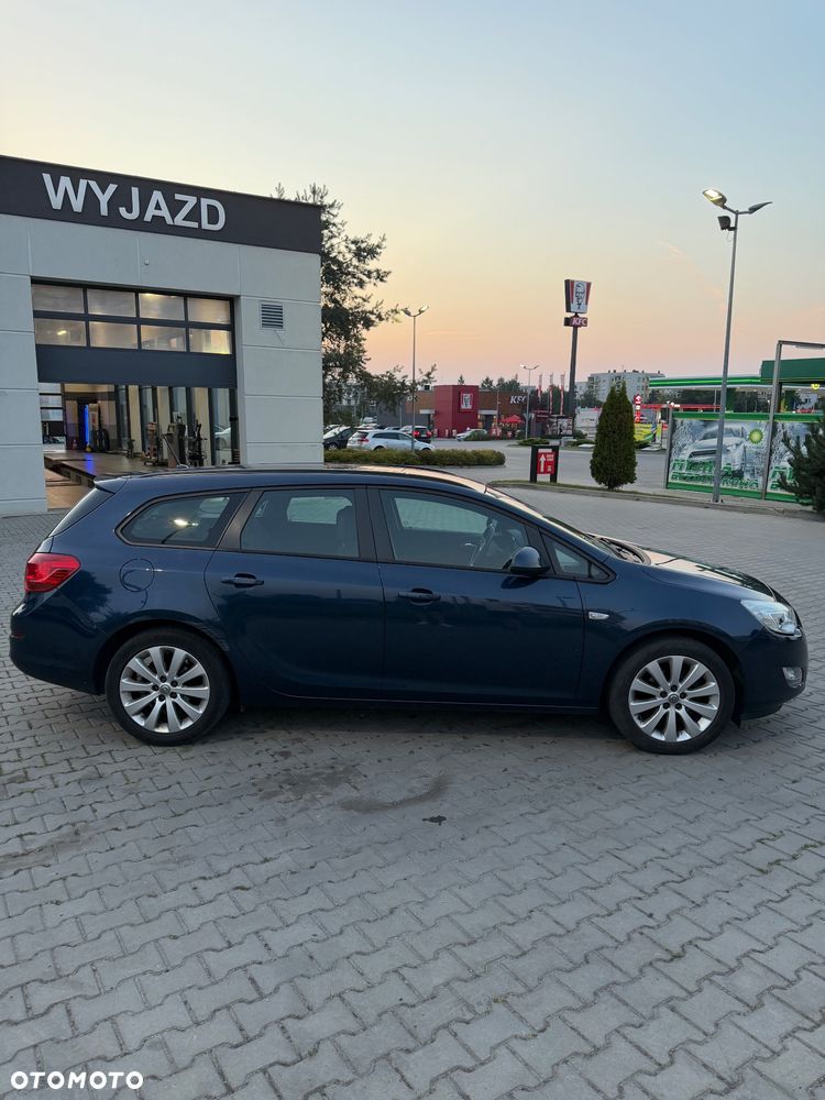 Opel Astra 1.4 Turbo - 8