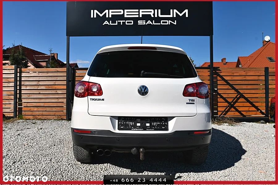 Volkswagen Tiguan - 11