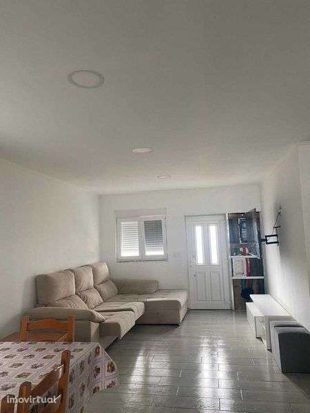 Moradia com excelente potencial no Pinhal das Formas – Quinta do Anjo - Grande imagem: 5/12