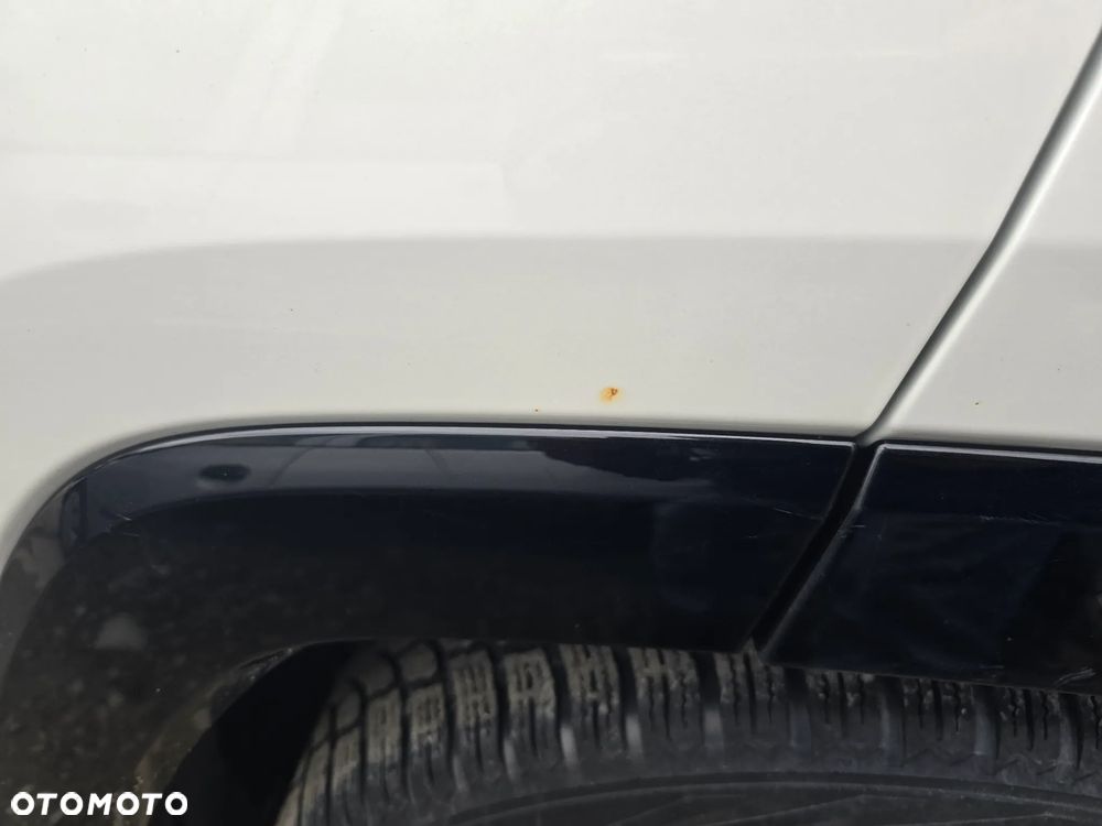 Toyota RAV4 - 6