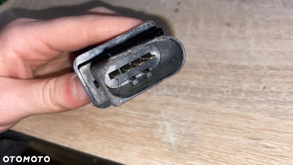 BMW E87 E90 PRZEPŁYWOMIERZ BOSCH F00C2G7315 - 3