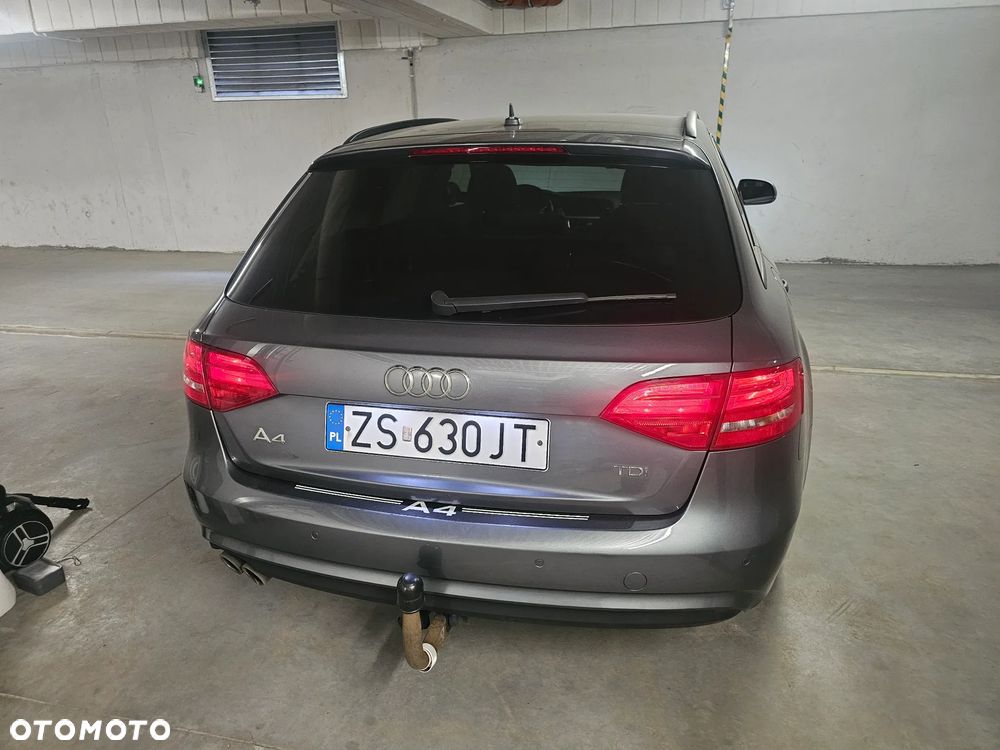 Audi A4 Avant 2.0 TDI DPF Ambiente - 7