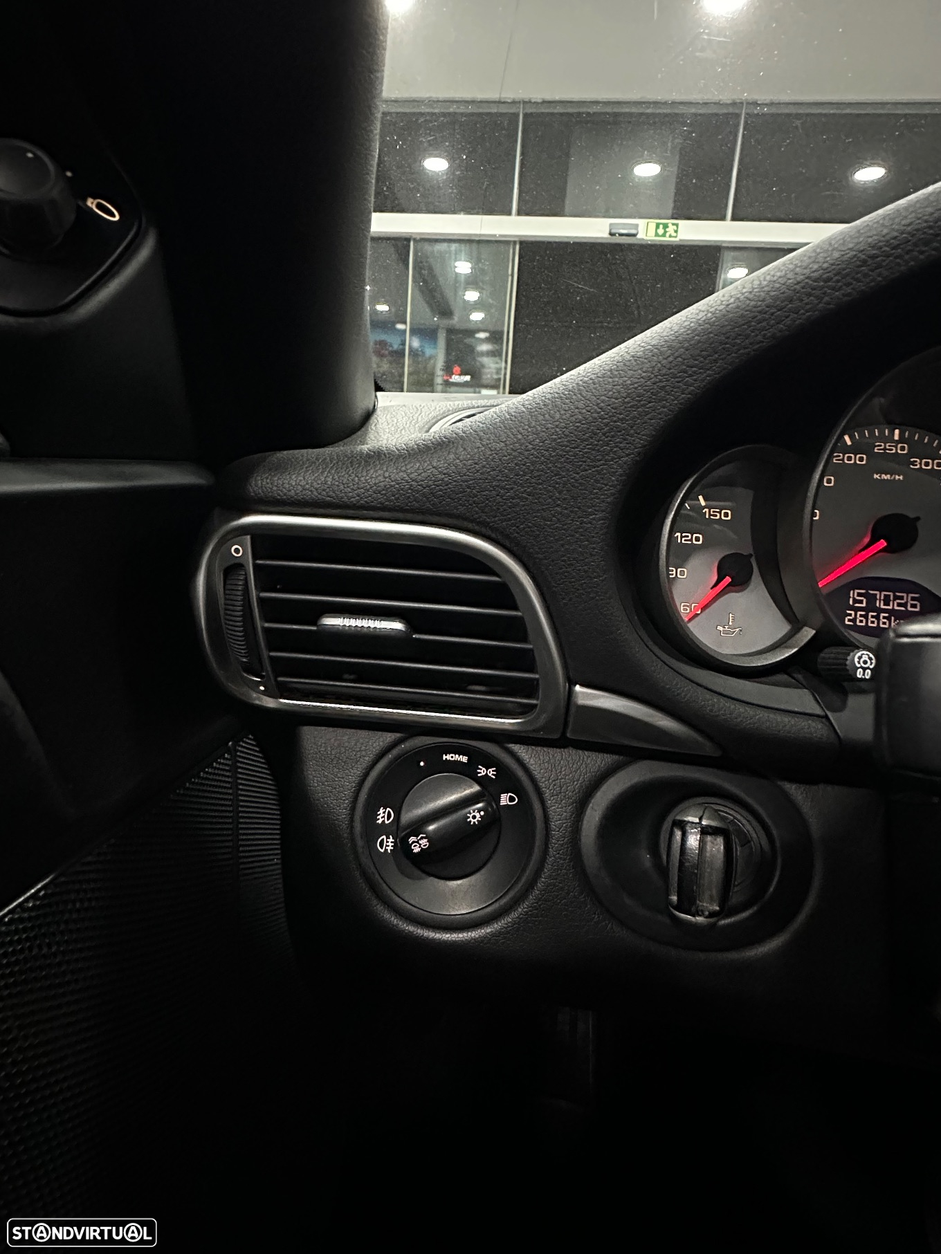 Porsche 911 Série F - 17