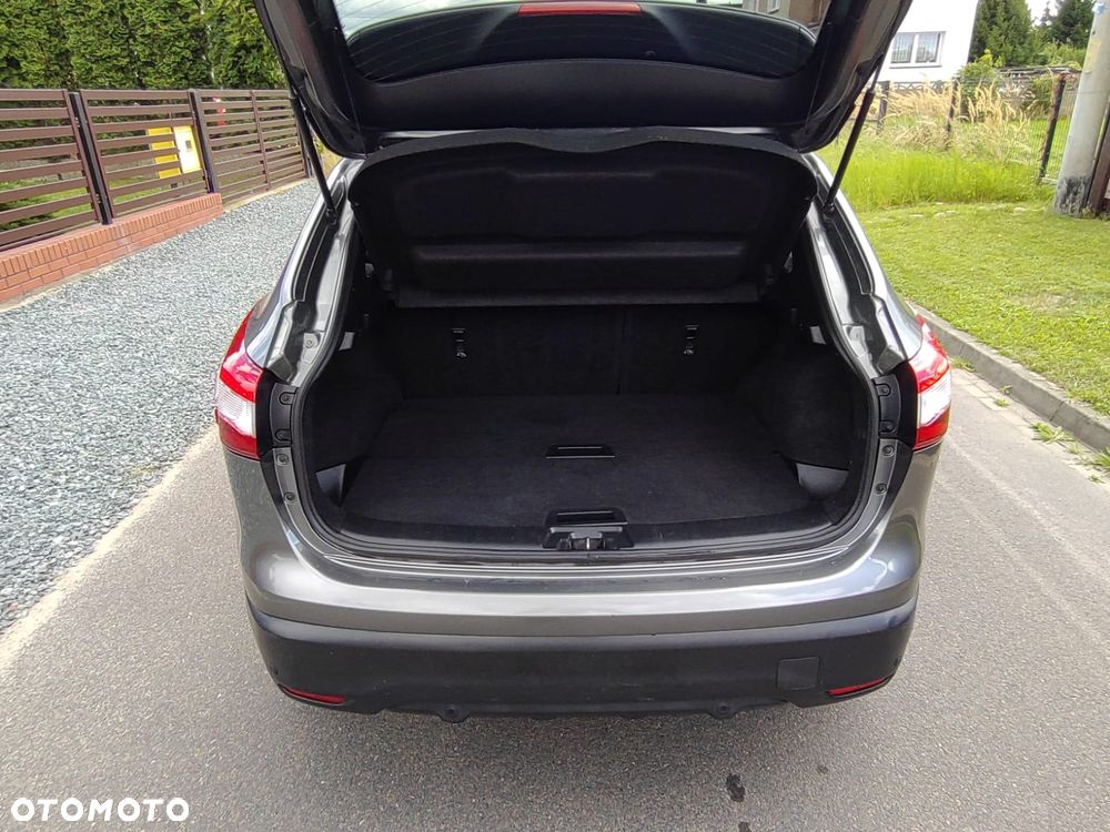 Nissan Qashqai 1.6 dCi Xtronic TEKNA - 22
