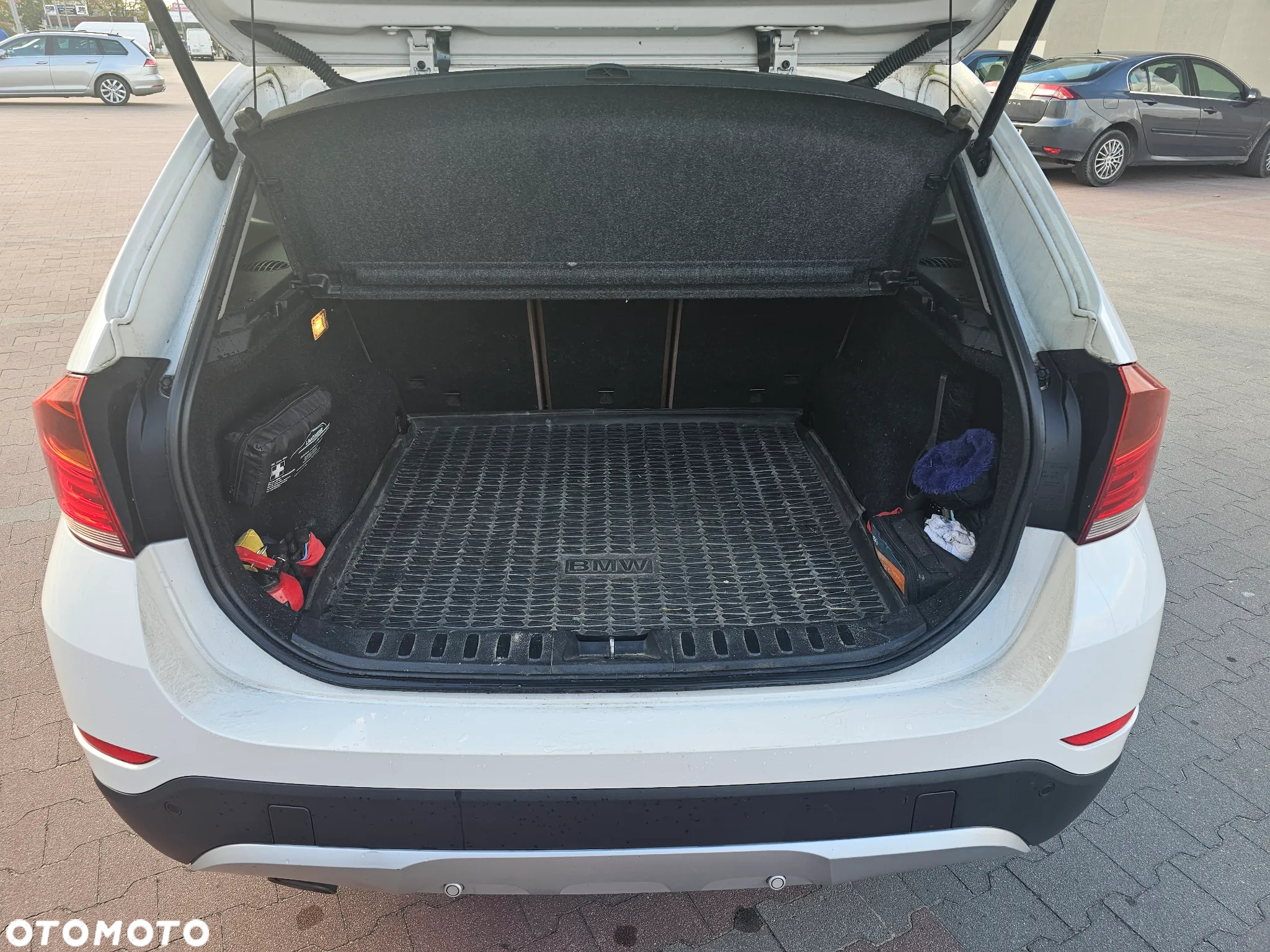 BMW X1 xDrive18d xLine - 11