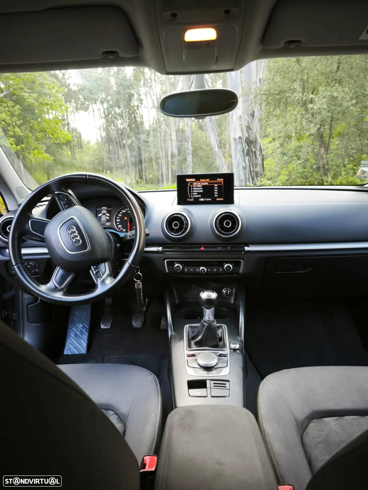 Audi A3 Sportback 1.6 TDI B.Line Attraction - 6