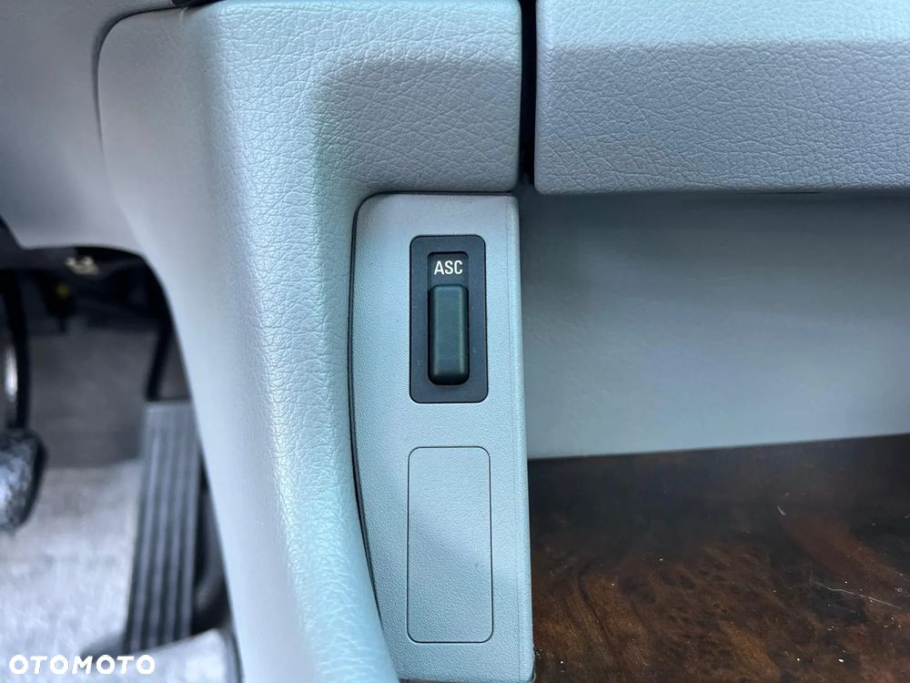 BMW Seria 5 - 26