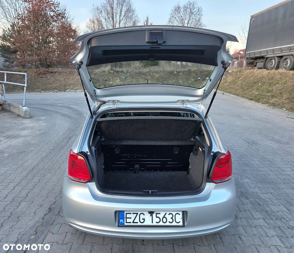 Volkswagen Polo - 11