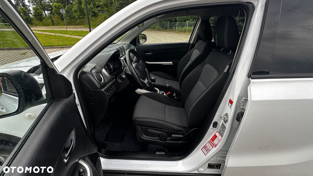 Suzuki Vitara 1.6 DDiS (4x4) Allgrip Comfort - 12