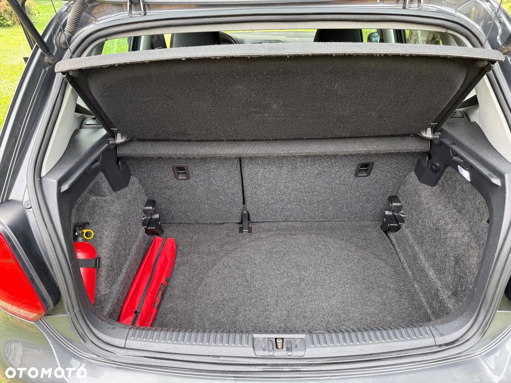 Volkswagen Polo 1.6 TDI DPF Comfortline - 10