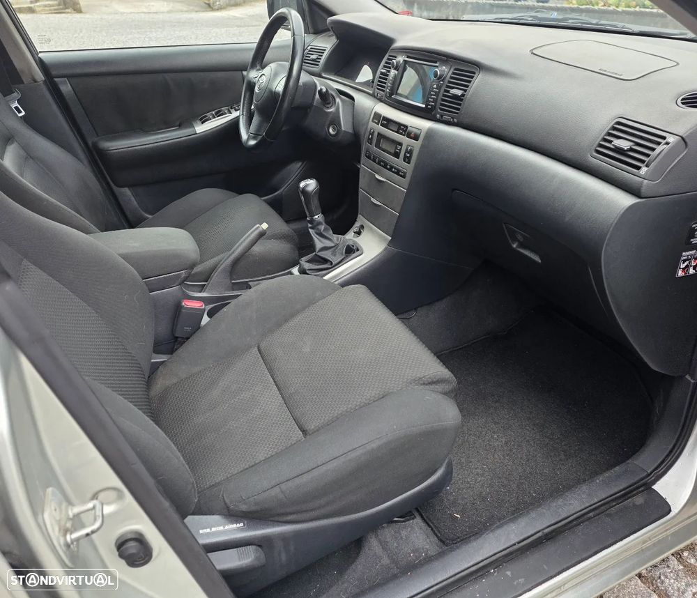 Toyota Corolla 1.4 D-4D - 13