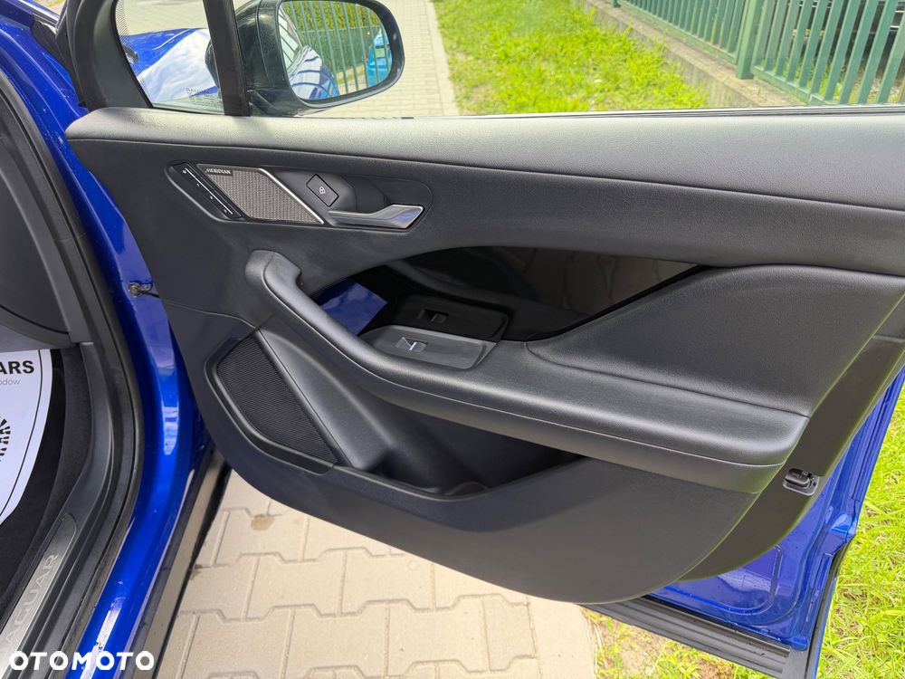 Jaguar I-Pace EV400 AWD SE - 36
