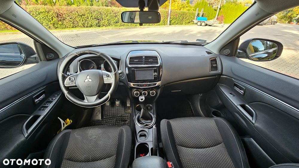 Mitsubishi ASX - 9