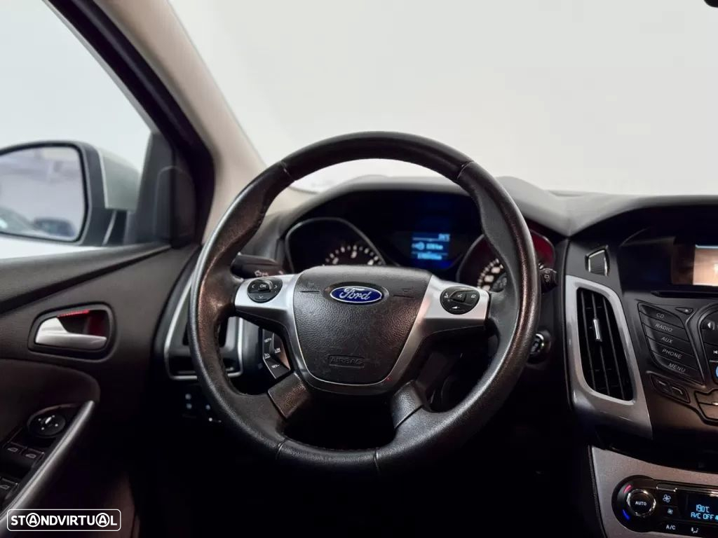 Ford Focus SW 1.6 TDCi Titanium Best - 34