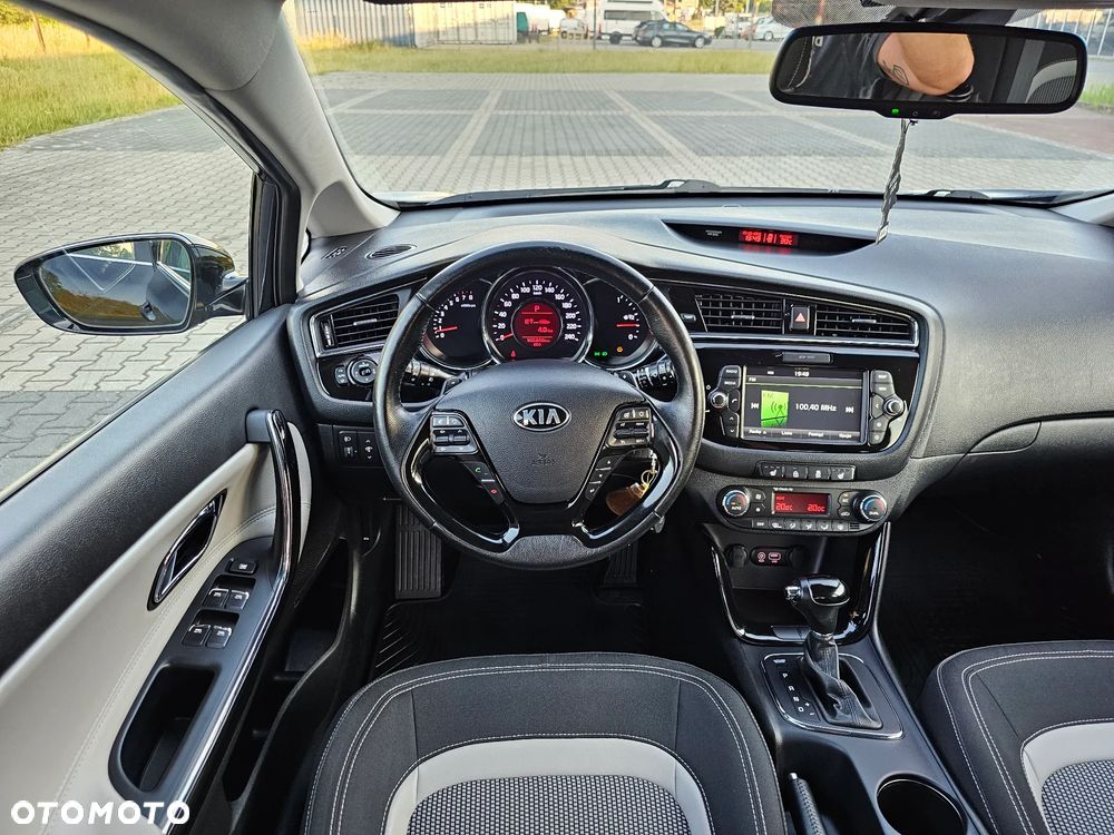 Kia Ceed 1.6 GDI XL DCT - 22