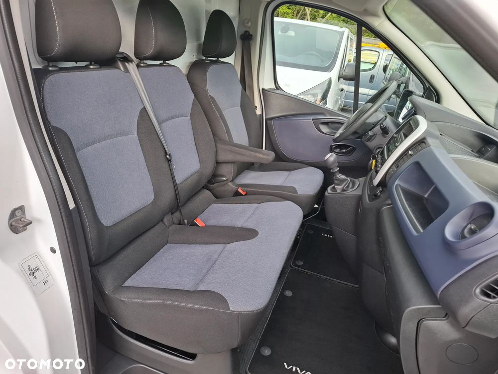 Opel Vivaro 2018 L2H2 MAXI *jedynie 77tys przebiegu* klima 3osobowy - 21