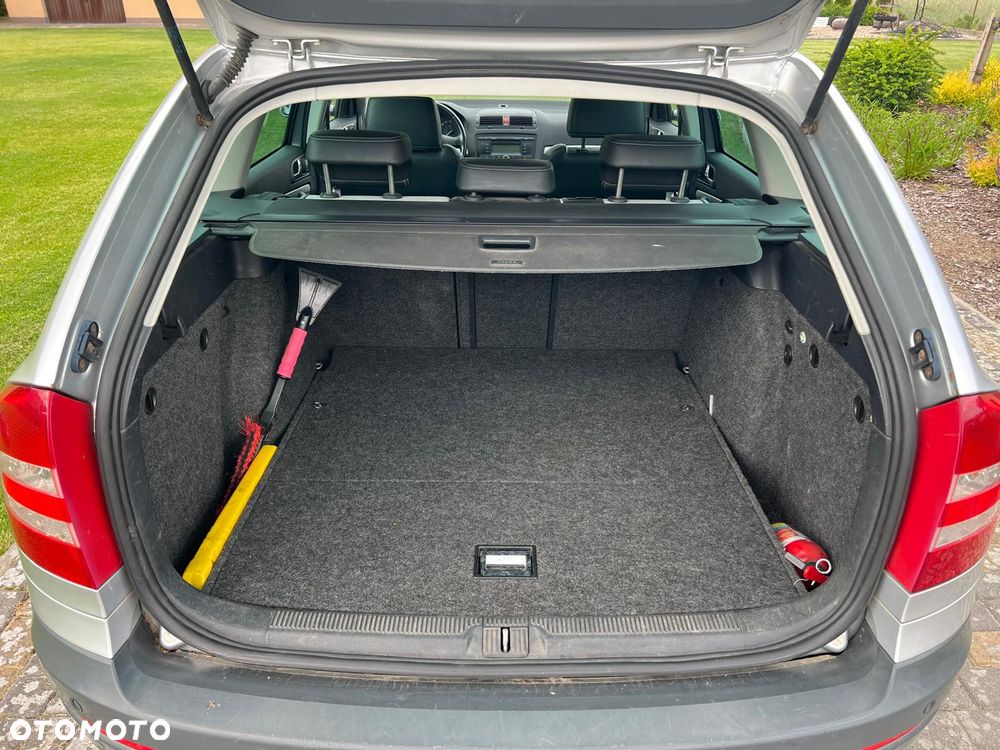 Skoda Octavia 2.0 TDI DPF Scout 4x4 - 37