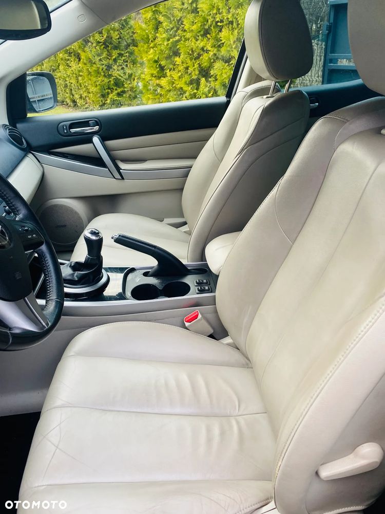Mazda CX-7 2.2 CD Exclusive + - 8