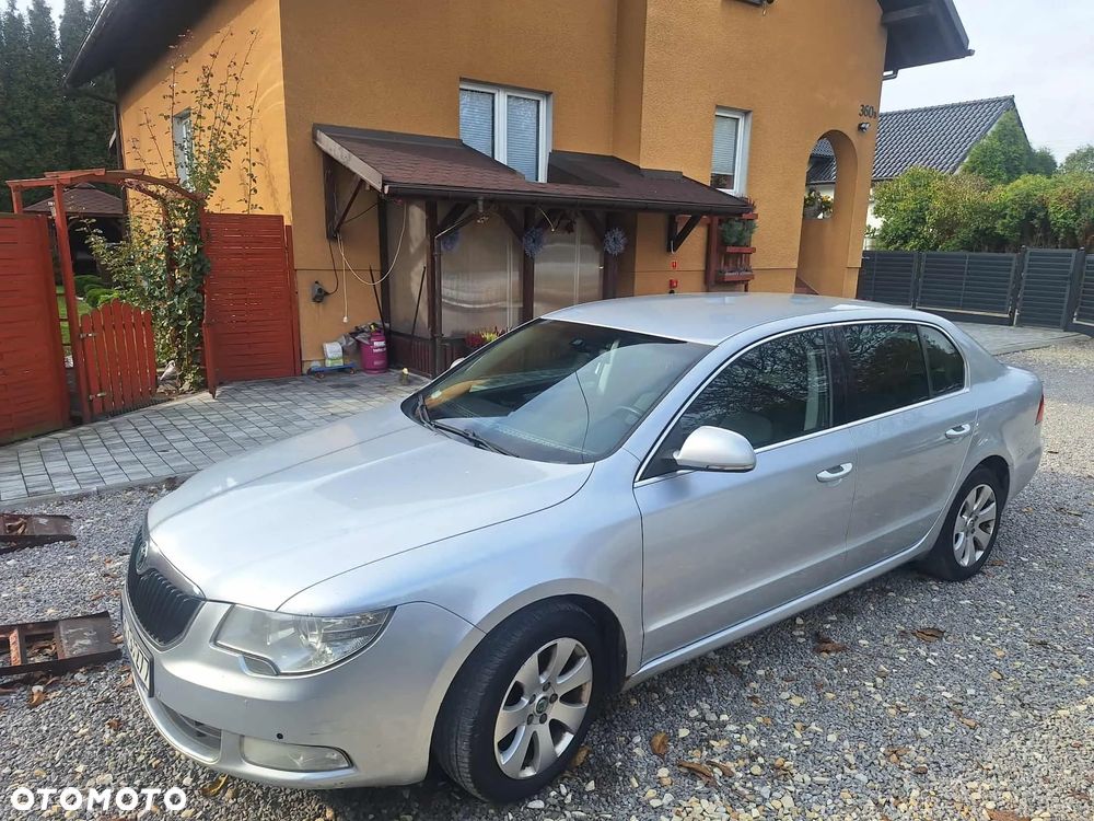 Skoda Superb - 1