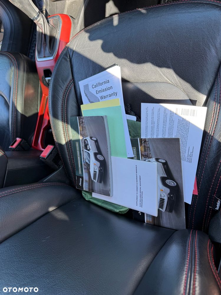 Jeep Renegade 1.3 GSE T4 Turbo Limited 4x4 S&S - 32