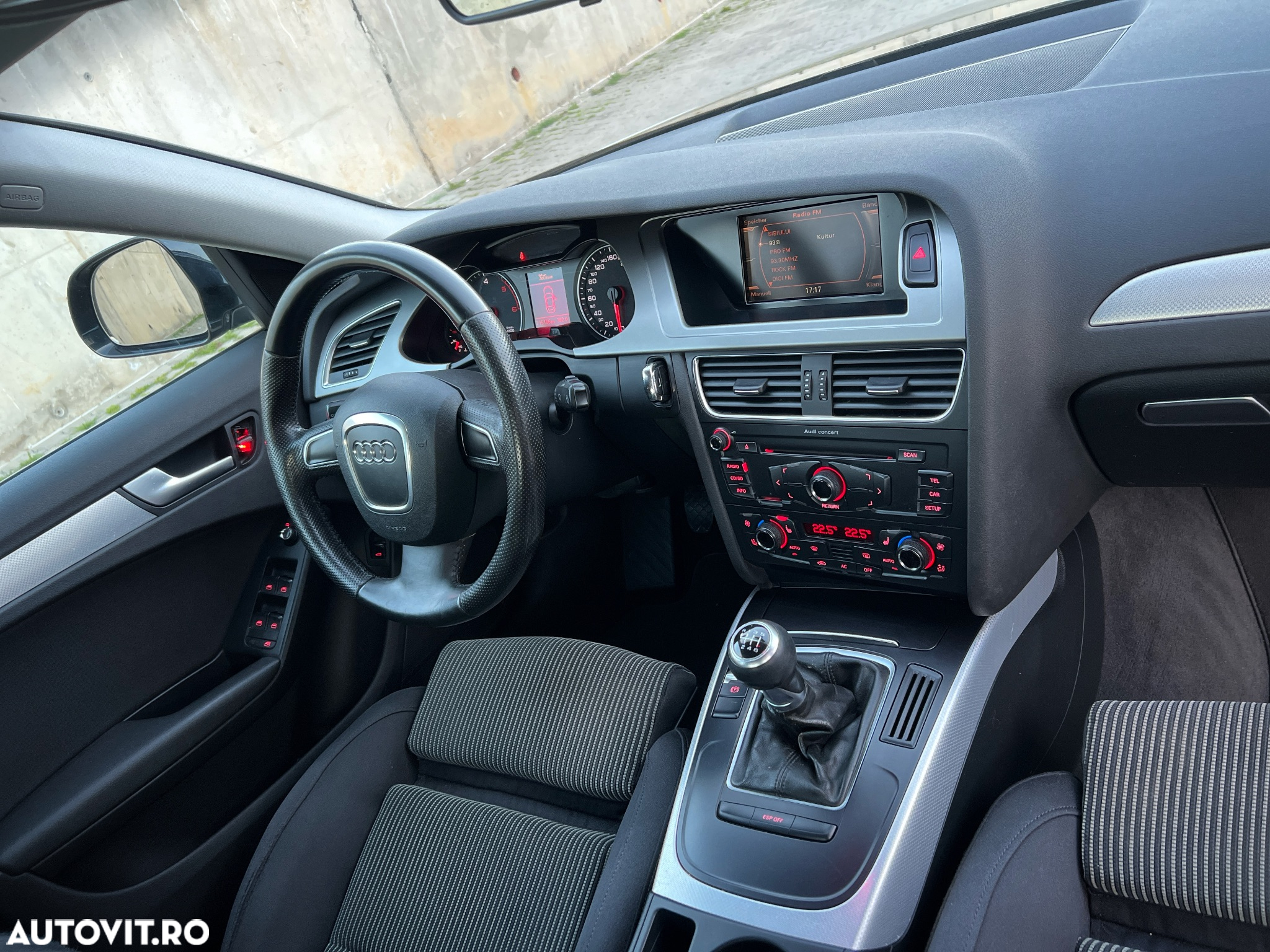 Audi A4 2.0 TDI B8 - 9