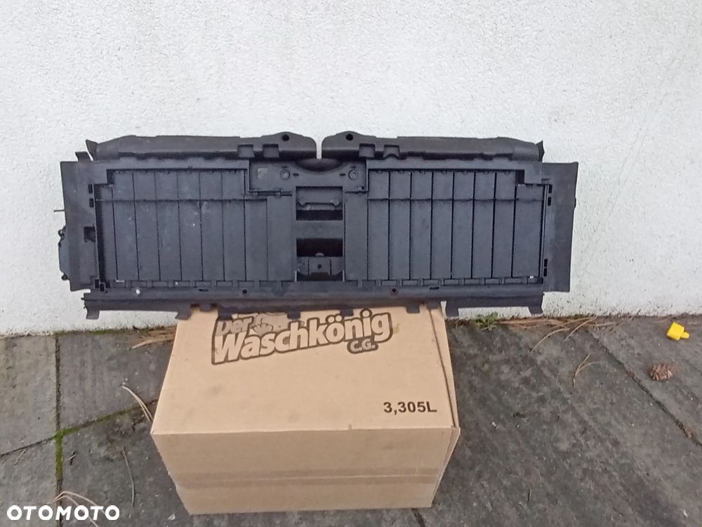 MERCEDES E-KLASA W213 ŻALUZJA ROLETA WLOT KIEROWNICA POWIETRZA A2135002300 - 1