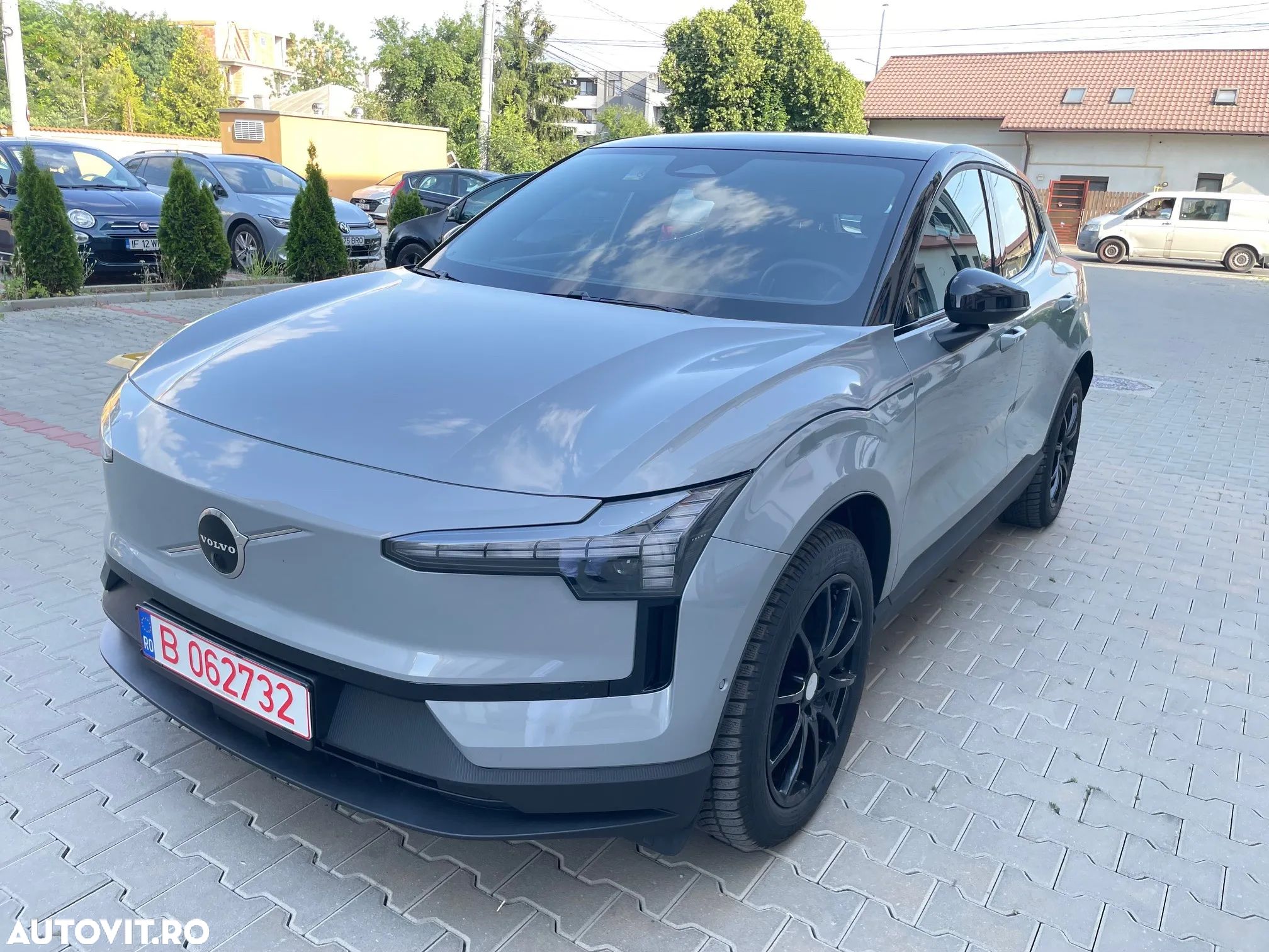 Volvo EX30 Twin Motor Performance AWD Ultra - 1