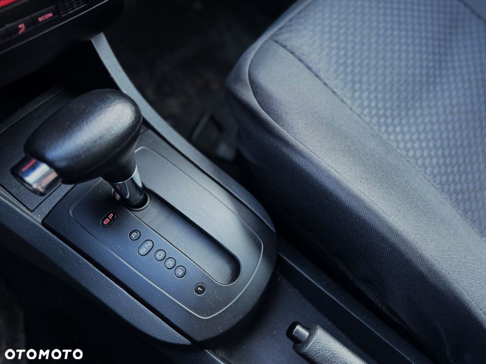 Seat Ibiza 1.4 16V Stylance - 8