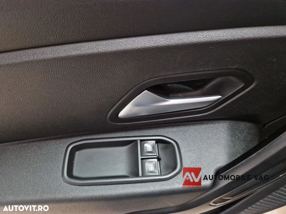 DACIA Duster 2019 — imagine 18