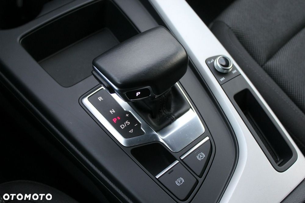 Audi A4 Avant 35 TDI mHEV S tronic - 21