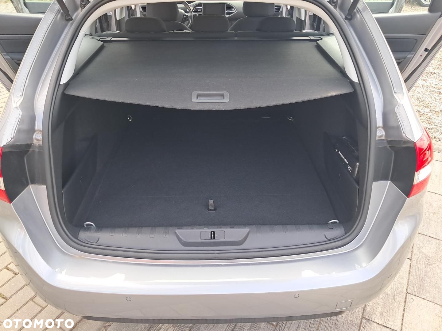 Peugeot 308 SW 1.5 BlueHDi Active Pack S&S - 23