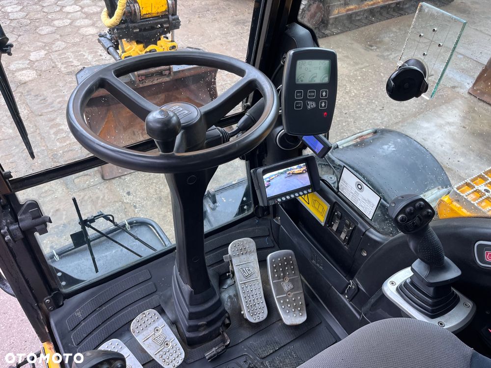 JCB JS145W - 27