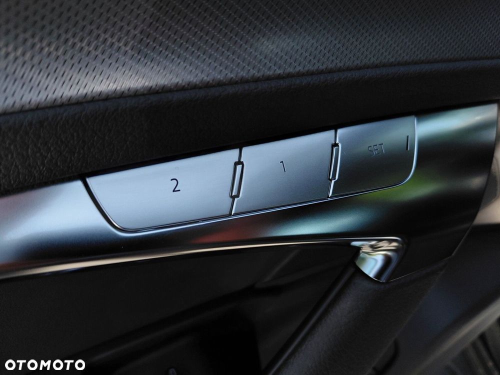 Audi A6 Avant 45 TFSI mHEV Quattro S tronic - 17